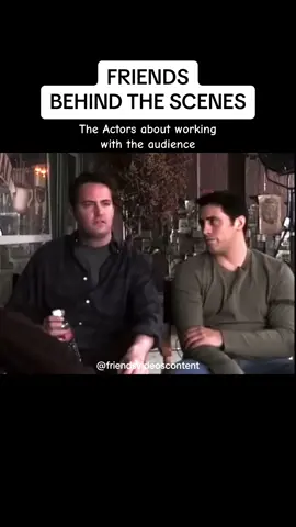 Friends BTS - did you know they worked with the audience? #friends #friendsbehindthescenes #friendsBTS #friendsinvegas #joeytribbiani #chandlerbing #phoebebuffay #friendsactors #friendsaudience #friendslive 