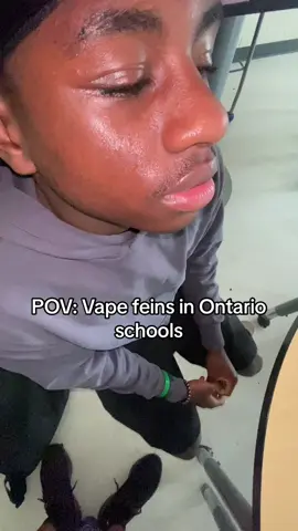 they be hyperventilating😂 #nic #50nic #ottawa #feen #ontario #dontvape 
