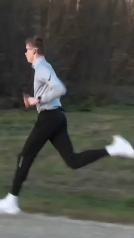 cr: salmijanov (ig) @Deniss Salmijanov  #TikTokImpact #kenyantiktok #europe #_hardloop #fypage #tiktokpelitfyp #fyp #fypシ #tiktok #casis #binsik #longrun #interval #speed #speedrun #hoka #asics #adidas #nike #run #Running 