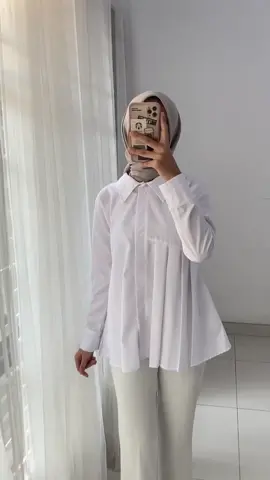 Gayatri Blouse udah ready lagi nih bestieee, langsung cek di etalasenya ya🥰😘😍 #TikTokImpact #fyp #foryou #ootdkerja #kemejakantor 