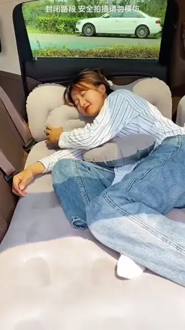 Sleeping in the car is uncomfortable, unpacking a car-mounted air mattress, and moving double bed in the back row in seconds # car supplies # bed car by car.