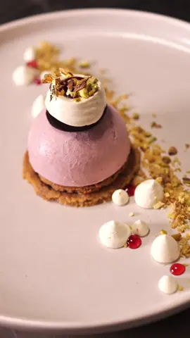 When you see me, thing gets creamy  #coconut #strawberry #pannacotta Coconut cream strawberry Pannacotta. Pistachio crumble, Dark chocolate disks. Vanilla bean cream chantilly and strawberry puree. Gold leaf decorations.  #chef #pastry #dessert #creamy #desserts #food #donutdaddy #daddy #treat #sweet #pastrychef #baker #foodporn 