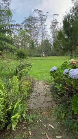 libur telah tiba . ayo ke green hill park ciwidey cocok buat quality time bareng keluarga, kerabat atau healing bareng bestie . #fyp #ciwidey #liburansekolah  #jelajahciwidey #wisatabandung  #greenhillciwidey #camping 