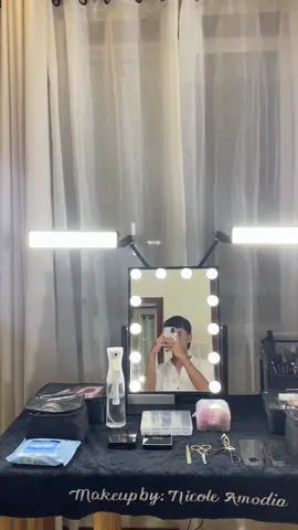 Me and my work 🫶 #makeupbynicole #cebumakeupartist #lapulapumakeupartist #makeupartistcebu #cebumua #fyp #foryoupage #Foryou #viral #makeup #makeupchair 