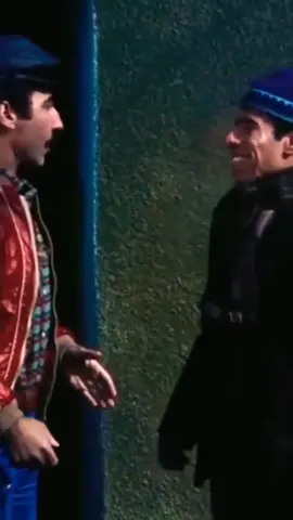 Ne diyorsun lan it!😁 #keşfet  #izleebencee #izlensin   #tiktokbenikesfetedüşür  #tiktokbenigör #tiktokbeni  #filmkesitleri #filmsahneleri  #komedihanesi  #mizahturkiye #mizahtt #komikreplik #yeşilçamfilimleri #yeşilçamsahneleri #yeşilçamreplik #türkfilmi #türkfilmleri   #türkfilmireplikleri #nostaljivideolari #türksinemasıreplikleri  #şenerşenreplikleri #şenerşenkomedi  #şenerşen😂   #ilyassalman #ilyassalmanreplikleri #ilyassalmanfilimleri #ilyassalmanyesilcam  #çiçekabbas 