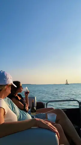 pt. 2 🌊🦐🍷🐬 #hiltonhead #sc #beach #fyp 