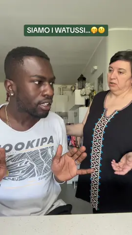 Come si permettono a dire “altissimi”😭😭 SEGUITEMI SU INSTAAA🫶🏾❤️ :_4rnol4_ #mamma #razzismo #adozione #bigfamily 