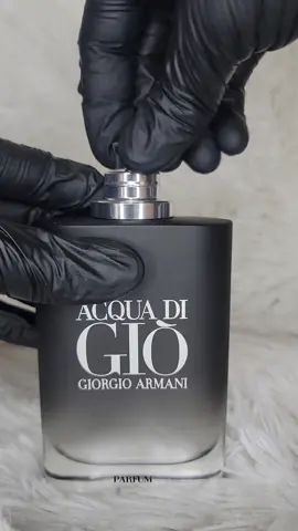 Unboxing y decant de la nueva Acqua Di Gio Parfum 2023.  Disponible en Decant. 😉 Solicita el catálogo de decants. Cotiza y reserva tu fragancia favorita, bajo pedido. #crisjos_store #originales #perfumesimportados #Machala #giorgioarmani #lebeau #jpg #jeanpaulgaultier #acquadigio #parfum #giorgioarmani #viralvideo 