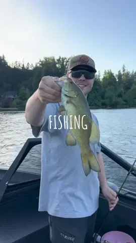 a little evening fishing trip #fishing #oregon #pnw #bassfishing 