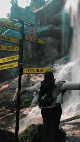 The 3rd highest waterfall in Southeast Asia. #fyp #fypシ #foryoupage #fyppppppppppppppppppppppp #waterfall #lataputeh #lataputehwaterfall  #CapCut 
