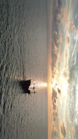 #sunset #ocean #pirateship #cinematic 