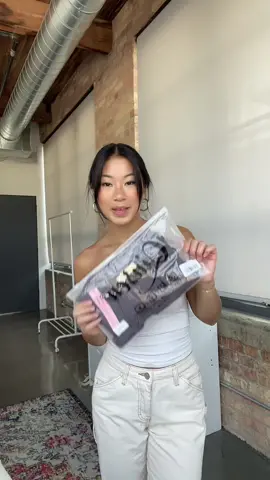 10/10 i love her and already ordered another color 