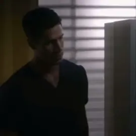 hes so hot in those dumb new balances 😕 #thegooddoctor #jaredkalu #thegooddoctoredit 