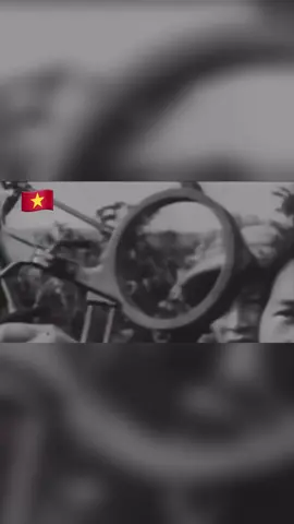 🇻🇳 Lưới l.ử.a phòng không nhân dân Việt Nam. #vietnamkieuhung #suvietnamchannel #sam2 #dienbienphutrenkhong #lichsuvietnam #QĐNDVN #fyp #xuhuongtiktok #GamingOnTikTok