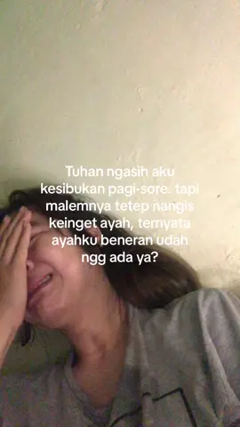 Dan sampai skrg aku masih ingat kalau akulah yg menuntun ayah pergi untuk selama”nya #rinduayah #foryoupage 