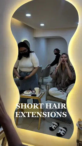 do you ever get that random urge to cut you hair? she did xD. short hair x hairextensions x foilayage cause why not?! short full hair! for @Angelica Jane Yap  shorthair #lobcut #bobcut #shorthairextensions #jhenhairextensions #humanhairextensions #hairtransformation #angelicajaneyap #longhairtoshort