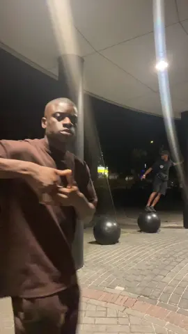 Kun je dit tempo bijhouden? 👀 dc: @Speedy💜🌹 #jamienandaristote 