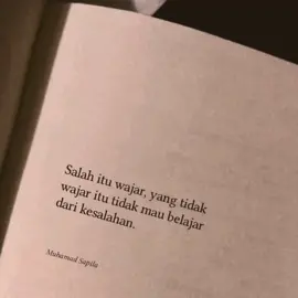 jika kamu tidak pernah belajar dari kesalahan maka kamu akan terus mengulangi kesalahan itu #fyp #sad #sadsong #nightvibes #sadstory #storywa 