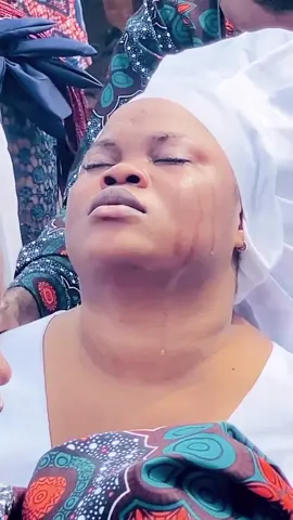 I'm emotional right now! Rest On Daddy❤️❤️ We dedicate this to everyone who has lost their loved ones. May God give you the strength to live on in this Life. It is indeed painful to lose a loved one. Rt @__fabzsneh__ 19-06-2021 💔   God bless bless and strengthen your Family @__fabzsneh__ #weintheccc #restinpeace #goodbye #farewell 