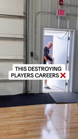 I didn’t even know they had 3rd team 16u teams 😂 You’d be surprised how often I have this conversation 🤦🏻‍♂️ YOU’RE NOT GETTING BETTER BY JUST PLAYING GAMES YALL! Get in the gym 🙏#basketball #basketballworkout #basketballtraining #basketballdrills 