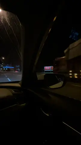 Geceye unutulmayacak bir söz bırak🖤 . . . . #izlenmegelsin #izlenmegelsin #izlensin #arabavideoları #arabavideoları #semicenk #arabavideoları #lyrics #lyrics #music #viral #manzaram #iyigecelertiktok #keşfet #tiktok #fypシ #tiktok #müzik #müzik #birsözbırak #araba #arabavideoları #lyrics #müzik 