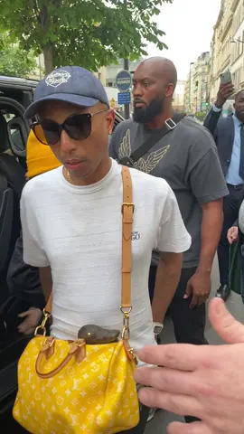 Pharrell à son événement Just Phriends à Paris #paris #louisvuitton #justphriends 