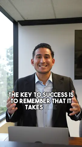 🔑 Building a thriving real estate business requires focus and dedication.  Whether you choose to be a lender, wholesaler, or flipper, it’s crucial to hone in on one path and invest your time and hard work to reap the rewards.  Let success be the product of your unwavering commitment and watch your real estate dreams come to life. 💼💪