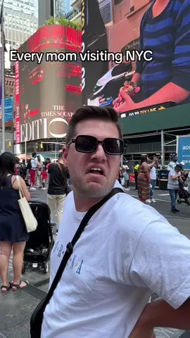 Time Square is a mom’s worst nightmare 🗽🍎 #momlife #MomsofTikTok #moms #comedy #timesquare 
