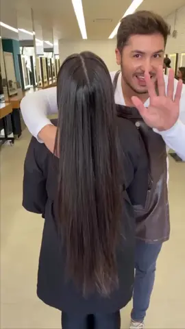 Você faria este cabelo ? #hair #cabeleireiro #haircolor #hairdresser #cabeloslongos #salãodebeleza #inspiraçãodecabelo #cabelosaudavel #morenailuminada 