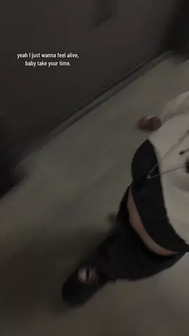 girl you know you make a cool heart warm with a touch… #lilpeep #gothboyclique #liltracy #skate #Skateboarding #almostboards #fyp 