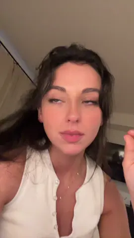 WHY IS THERE A SHAKESPEARE TOK #quotes #writers #shakespeare #fyp #foryou #foryoupage 