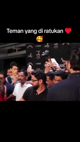 Kajol dan sharukhan teman yang sangat romantis♥️♥️🗿# #Sharukhan #Kajol #bestfriend #BollywoodActress #semogafyp  #fyptiktok 