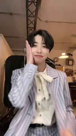 撮影待ち時間🐰(この曲いいよね〜) #boynextdoor #oneandonly #kpop  #fypシ #おすすめ 