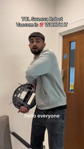 YOU CAN BUY THIS ROBOT VACCUM CLEANER IN THE TIKTOK SHOP LINK BELOW! #tiktokshop #tiktokshopping #smarthome #robotvaccum #tcl 