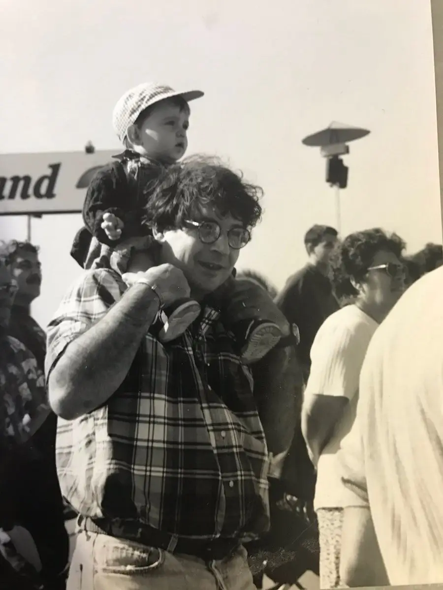 Today are 6 years since Hervé, Charles’ father, left us. He must have a million reasons to be proud of him and his family 🤍 #charlesleclerc #charles #leclerc #charles16 #leclerc16 #essereferrari #charlesleclerc16 #charlesleclercfan #scuderiaferrari #ferrari #sf23 #trending #tiktok #foryoupage #thisis4U #viral #music 