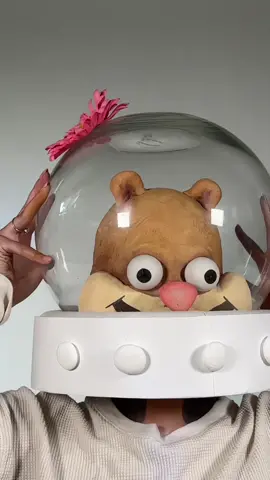 this is hilarious 😭 #spongebob #sfxmakeup #sandycheeks 