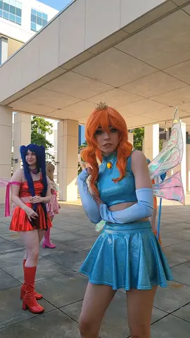 slayed✨️ #winx #winxcosplay #winxclub #winxclubcosplay #bloom #stella #flora #musa #tecna 