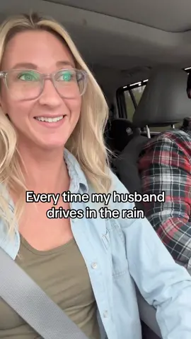 Just turn on the freaking wipes!! #funny #comedy #relatable #couplestiktok #marriedlife 