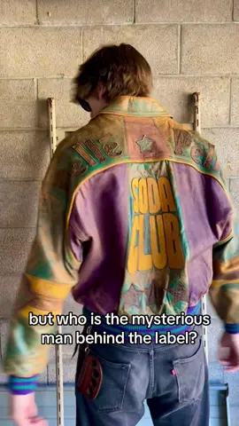 Stumbled upon this crazy piece of info a few months ago and completely forgot about it until now. You’d think with such widespread influence more people would know but hey, the more you know 🧠 #pellepelle #pellepellejackets #marcbuchanan #rap #hiphop #archive #archivefashion #fashion #style 