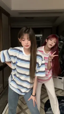 Shaker first experience #xiaruihan #fypシ #fyp #tiktokchina #ulzzang #douyin #douyintiktokchina #duoyin斗音 #duoyin_china #duoying #xiaolu #dancecover 