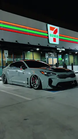 Widebody stinger 😳🔥#kia #gt2 #kiastinger #widebody #3piecewheels #adro #notforeverybody #carbonfiber 