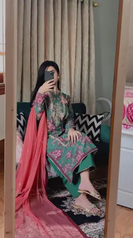 Khud Pe Haq Mera Tere Hawale Krdiya. ❤️ #OOTD #ootdfashion #ootdhijab #ootdoftheday #ootdoftheweek #ootdinspo #ootdinspiration #ootdinspo #outfitinspriation #outfit #outfitideas #outfitoftheday #outfitinspo #foryou #foryoupage #foryoupakistan #CapCut #explorepage #explore #fypシ #fyp 