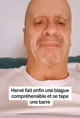 Herve fait une blague et se tape une barre #theherveregnier78 #herveregnier 