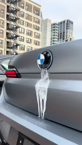 The 2023 BMW i7 camera cleaner🧼 #perillo #bmw #7series #chicago #luxury 