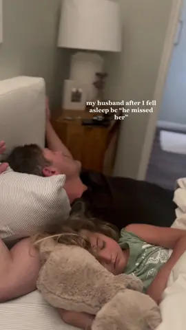 its giving green flag lol can’t stay mad they’re perfect!!!! 😭🥹💕 #stepdad #dadsoftiktok #momtok #MomsofTikTok #stepdaughter #utahmom #utah #utahcheck #agegap #agegapcouple #blendedfamily #greenscreenvideo 