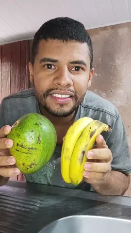 viatamina de abacate com banana e gelo 😍 