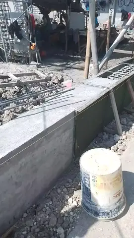 kamis berkah 🤲... sedikit lagi selesai untuk progres sloff pondasi#bangun #gresik #fyp #35kamar #4lantai #peganden 