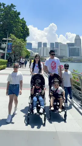 Jiwaku ❤️ #CapCut #fyp #familygoals #husbandwife #aprisdevita #gunturtriyoga 