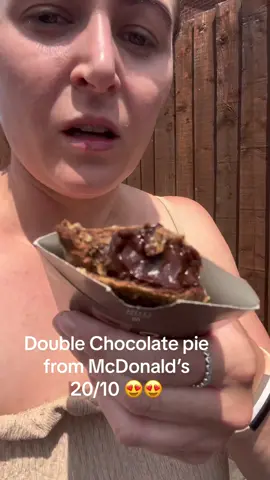 Trying the double chocolate pie from mcdonalds- so good 😍 #mcdonalds #doublechocolatepie #newmenu #sogood #mcdonaldstastetest #fyp 