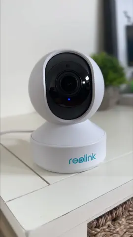 have been testing out this indoor camera from @Reolink for a while and I must say I absolutely love it!😻 #Reolink14thAnniversary #ad #reolink #reolinkcams #reolinkcaptures #irinatech #Tech #technology #unboxing #surveilancecamera 